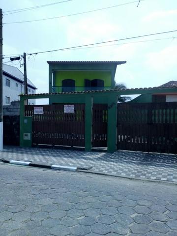 Ótima casa na praia de Mongaguá de frente a praia próximo a plataforma - Foto 5