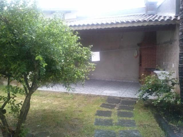 Ótima casa na praia de Mongaguá de frente a praia próximo a plataforma - Foto 9