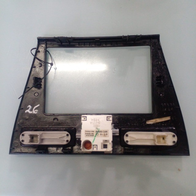 Moldura Rádio Relógio Botões Fusion 2006 6n7c15000ab N26 - Foto 2