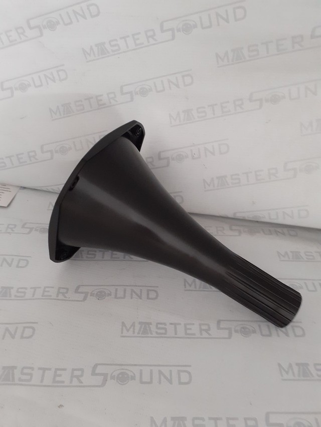 Cone para corneta. Cano longo. Novo.
