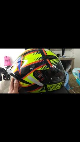 Capacete Agv tamanho 60