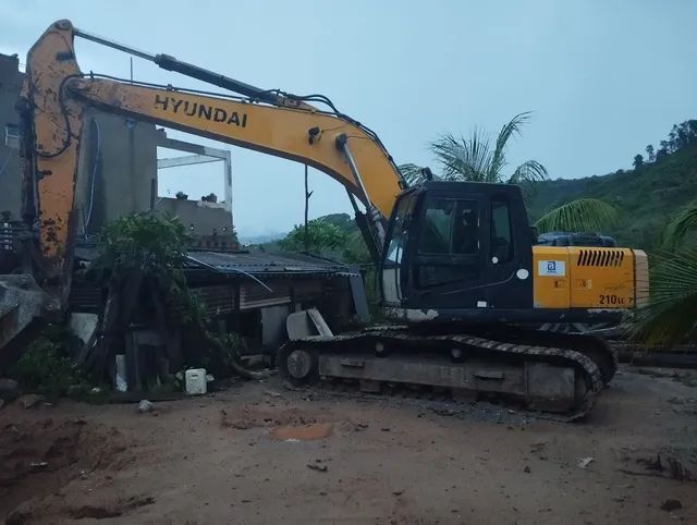 Escavadeira Hyundai 210 lc7 2012 - Foto 4