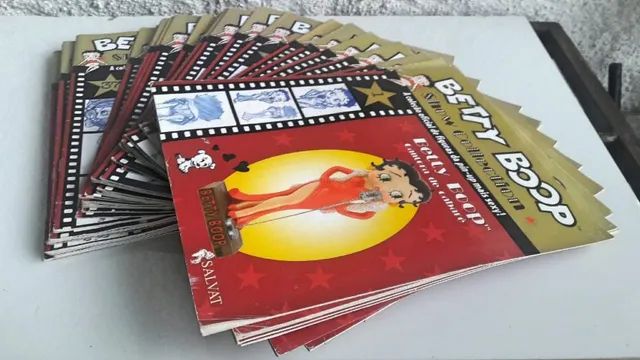 Lote c/ 44 revistas Betty Boop show collection