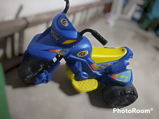 Moto infantil com pedal  +74 anúncios na OLX Brasil
