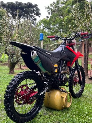 TA BARATO MOTOS SC, ➡️XR 200 de trilha nova