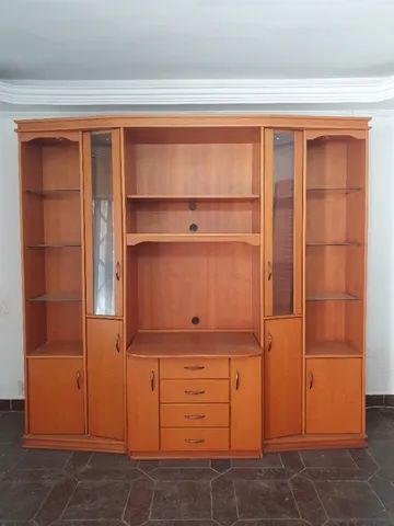 Estante Rack Iluminada Retrô