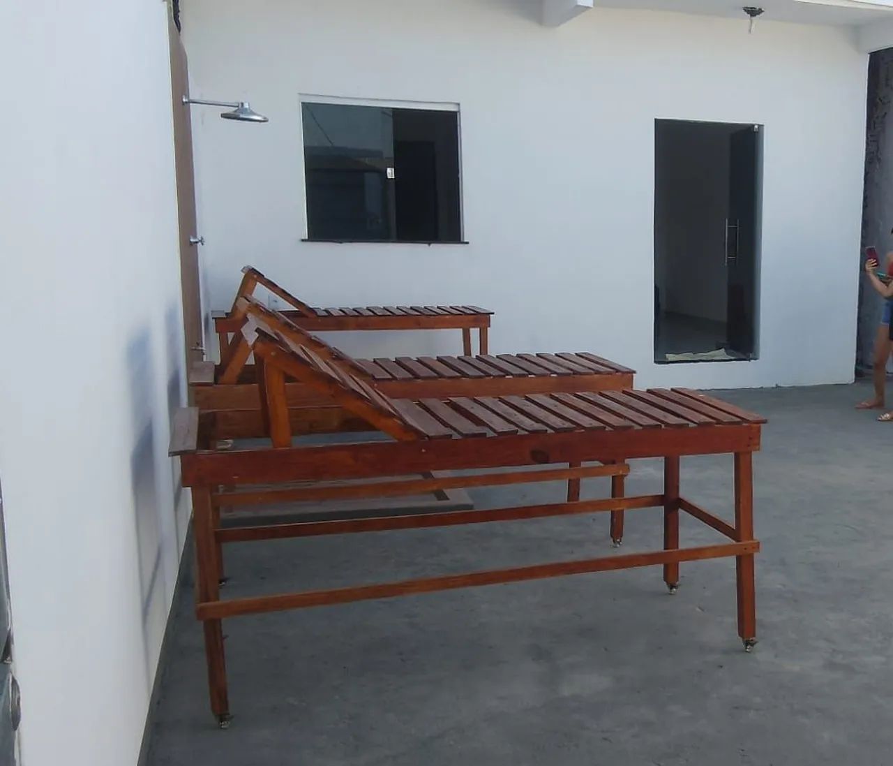Espreguiçadeira para piscina bronze etc<br>Maca cama<br>Para piscina .jardim .bronze etc<br>