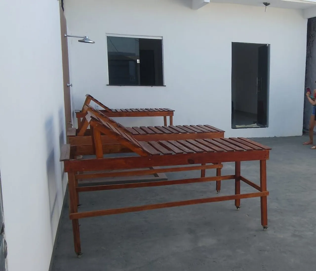 Espreguiçadeira para piscina bronze etc<br>Maca cama<br>Para piscina .jardim .bronze etc<br>