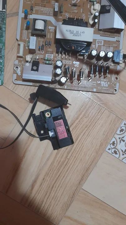 Placa principal tv samsumg UN40J5200 completa - Foto 4