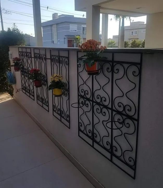 Floreiras em Ferro Forjado Exclusivas e Sob Medidas na CasaDeFerro