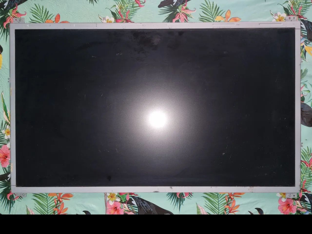 Vendo AIO Positivo 24" - Com defeito R$ 100,00 - Foto 3