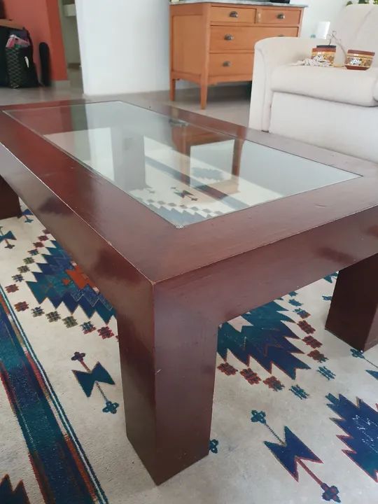 Mesa de Centro em Madeira com Tampo de Vidro64962681352962123