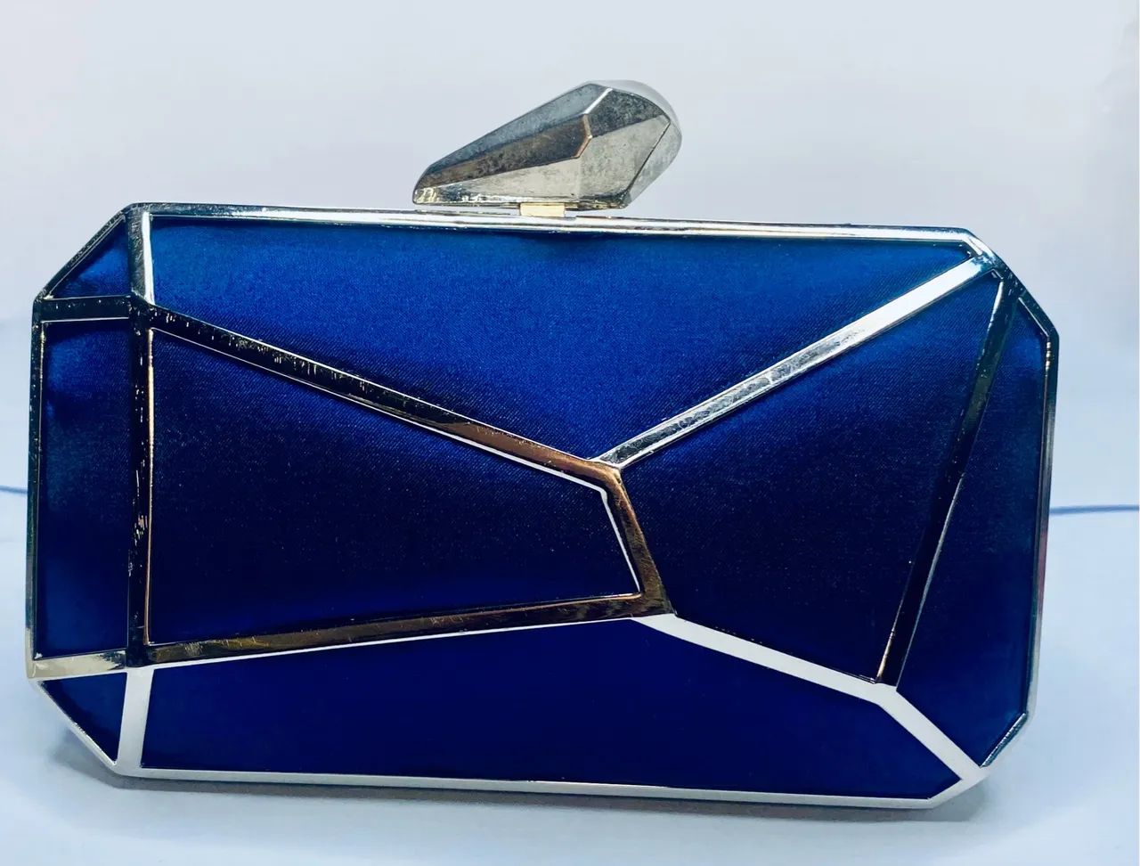 Bolsa de Mão Clutch Azul com Detalhes geométricos prateado - Foto 2