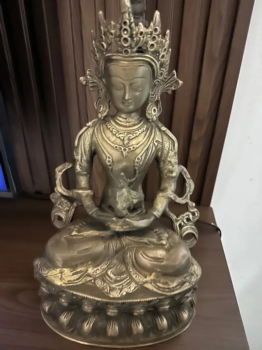 Estátua de Buda em Bronze - Decoração e Espiritualidade