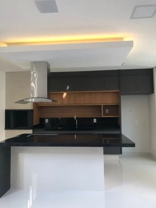 Belíssima casa sofisticada e aconchegante no Gaivota 2 - Condomínio alto padrão!! - Foto 5