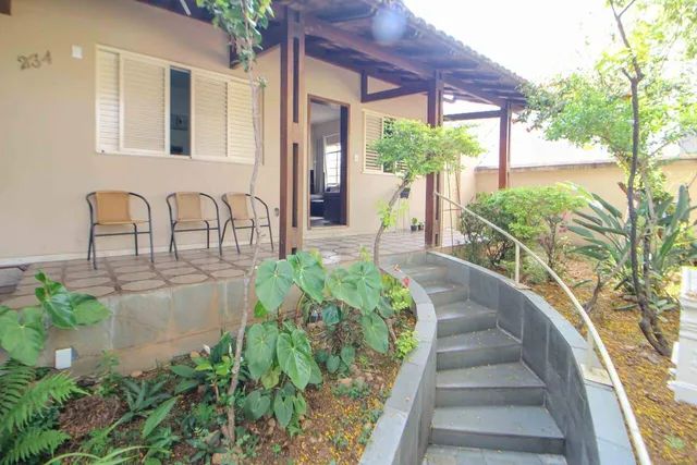 Casa à venda - Barreiro, 4 quartos - Belo Horizonte