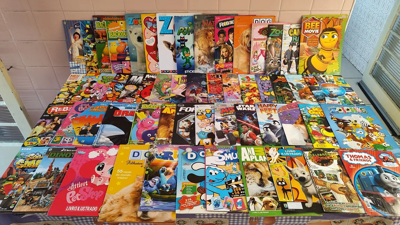 Coleção 114 Álbuns Completos e Colados