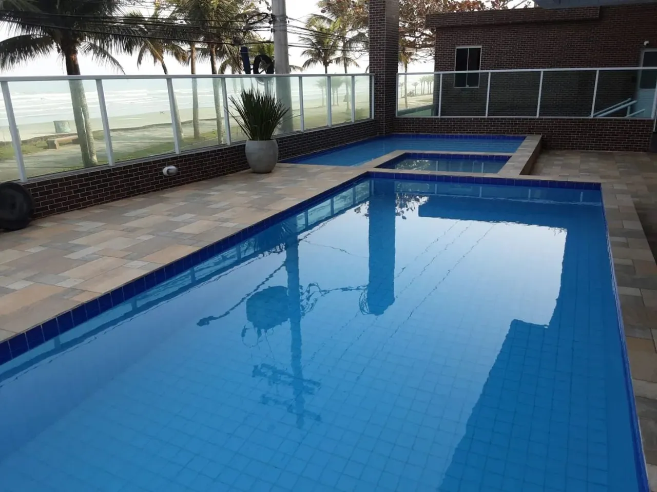 Apartamento com 2 dormitórios à venda, 77 m² por R$ 690.000,00 - Balneário Flórida - Praia