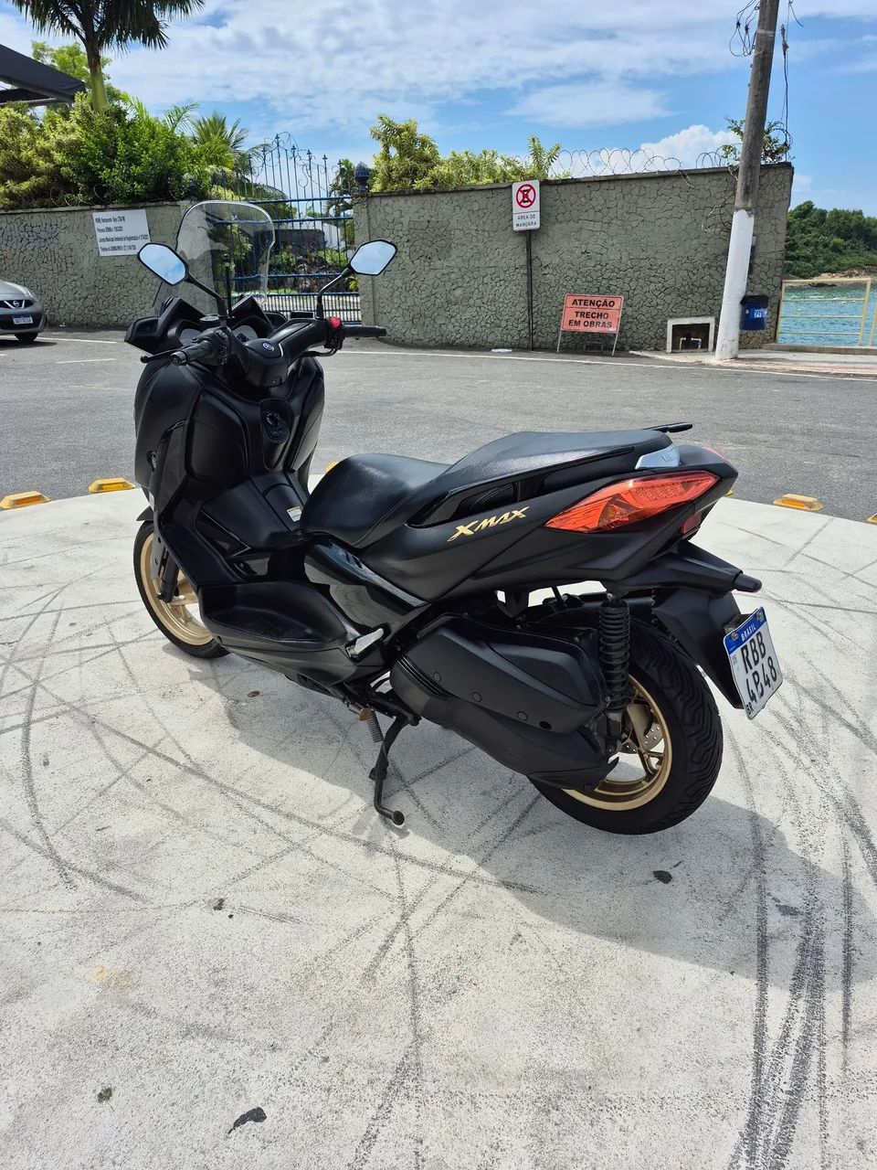 YAMAHA XMAX 250 ABS - Foto 5