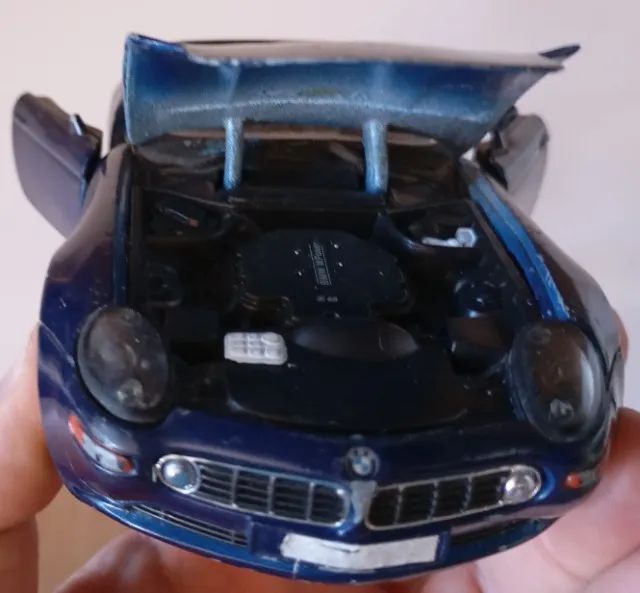 Miniatura BMW Z8 Special Edition Maisto - Foto 5