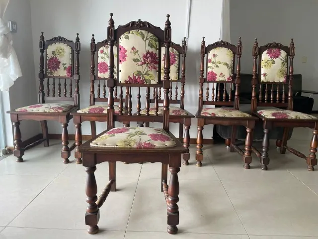 CONJUNTO DE CADEIRAS ESTILO LUÍS XV