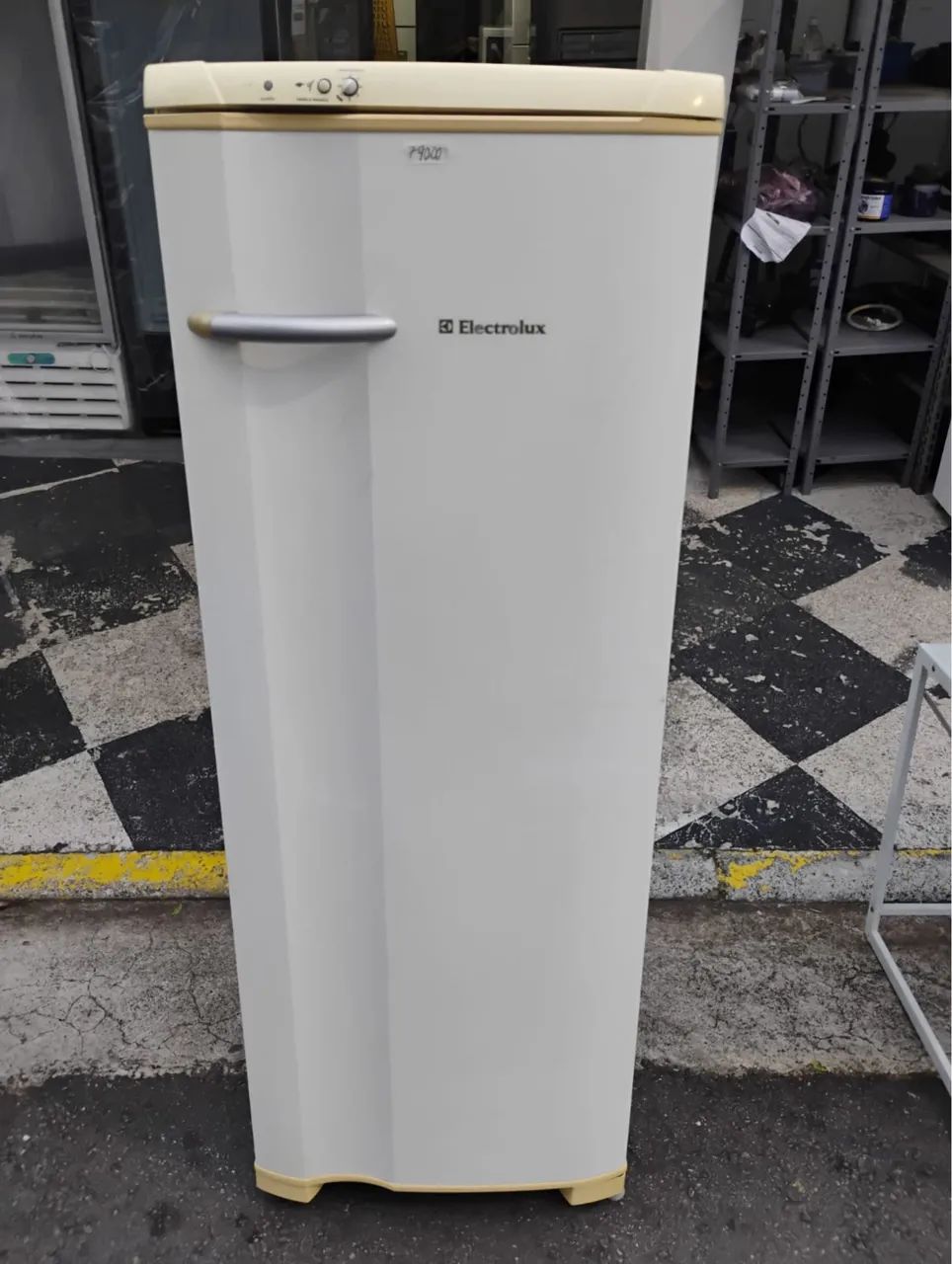 Geladeira Eletrolux 110v