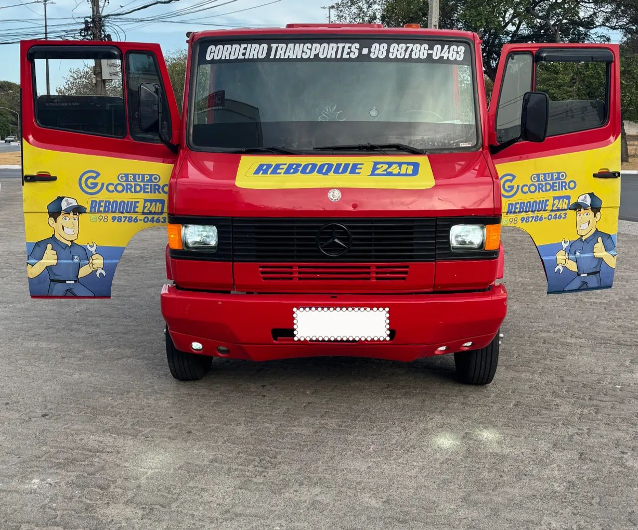 MB 710 plataforma de 5,5 mts com asa delta