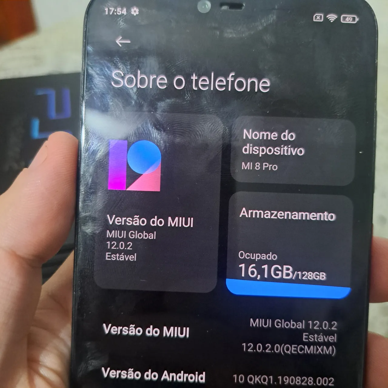 Vendo ou troco Mi 8 pro de 128 gb percelo no cartao