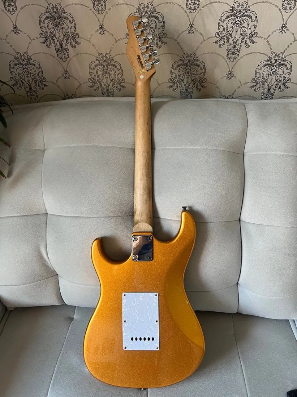 Guitarra Tagima TG 520 Metallic Gold - Regulada - Foto 5