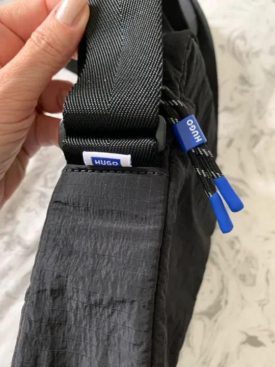 Bolsa de Ombro Hugo Boss Preta - Foto 2