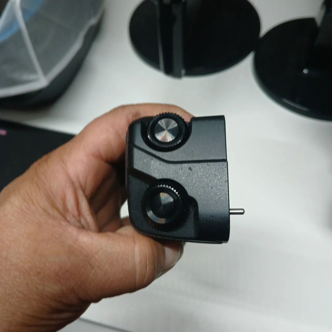 Vendo essa peça de câmera profissional nao seu de qual é  - Foto 2