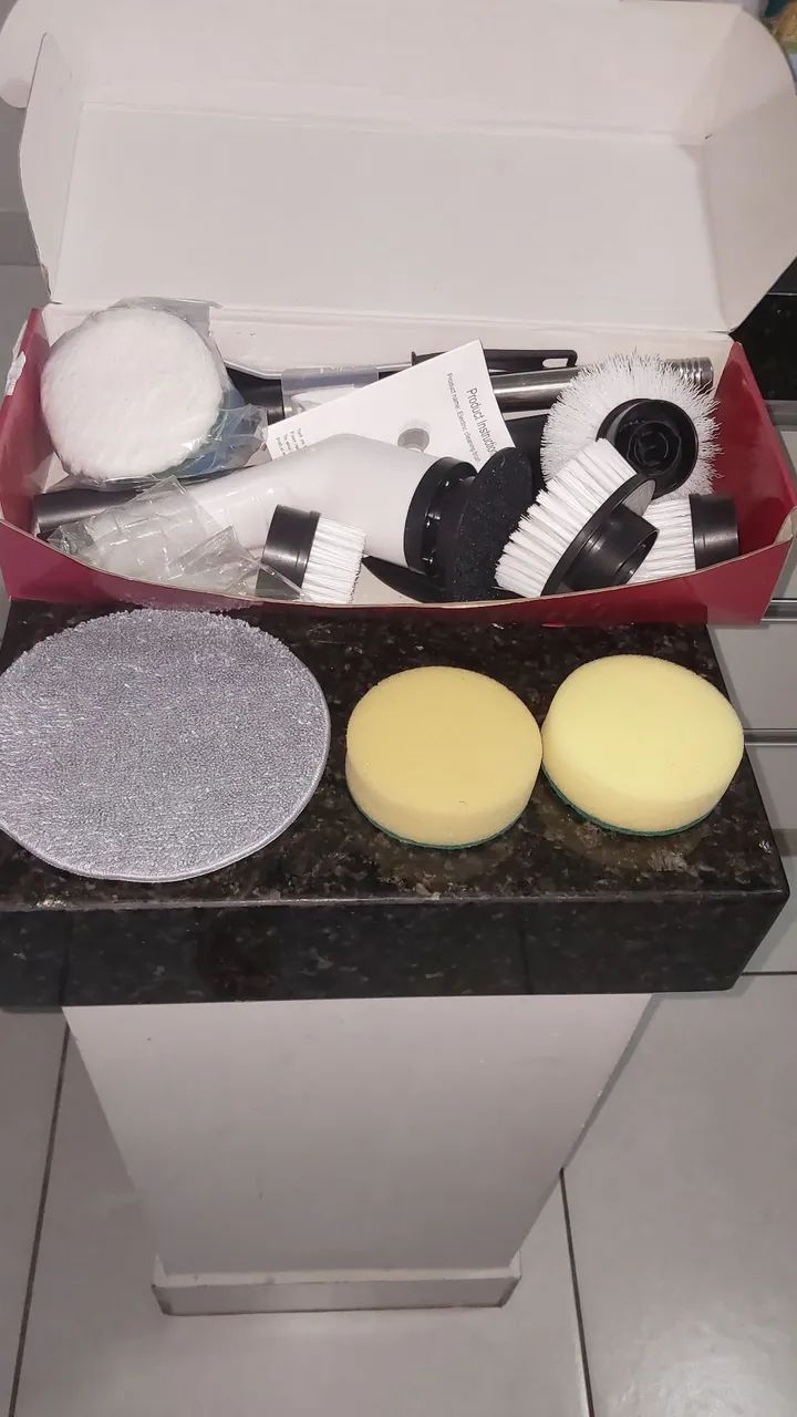 Escova de limpeza elétrica 12 em 1