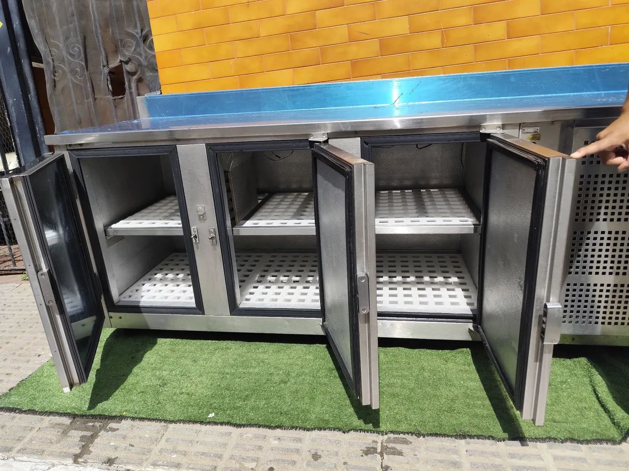 Balcão Refrigerado inox restaurante  - Foto 4