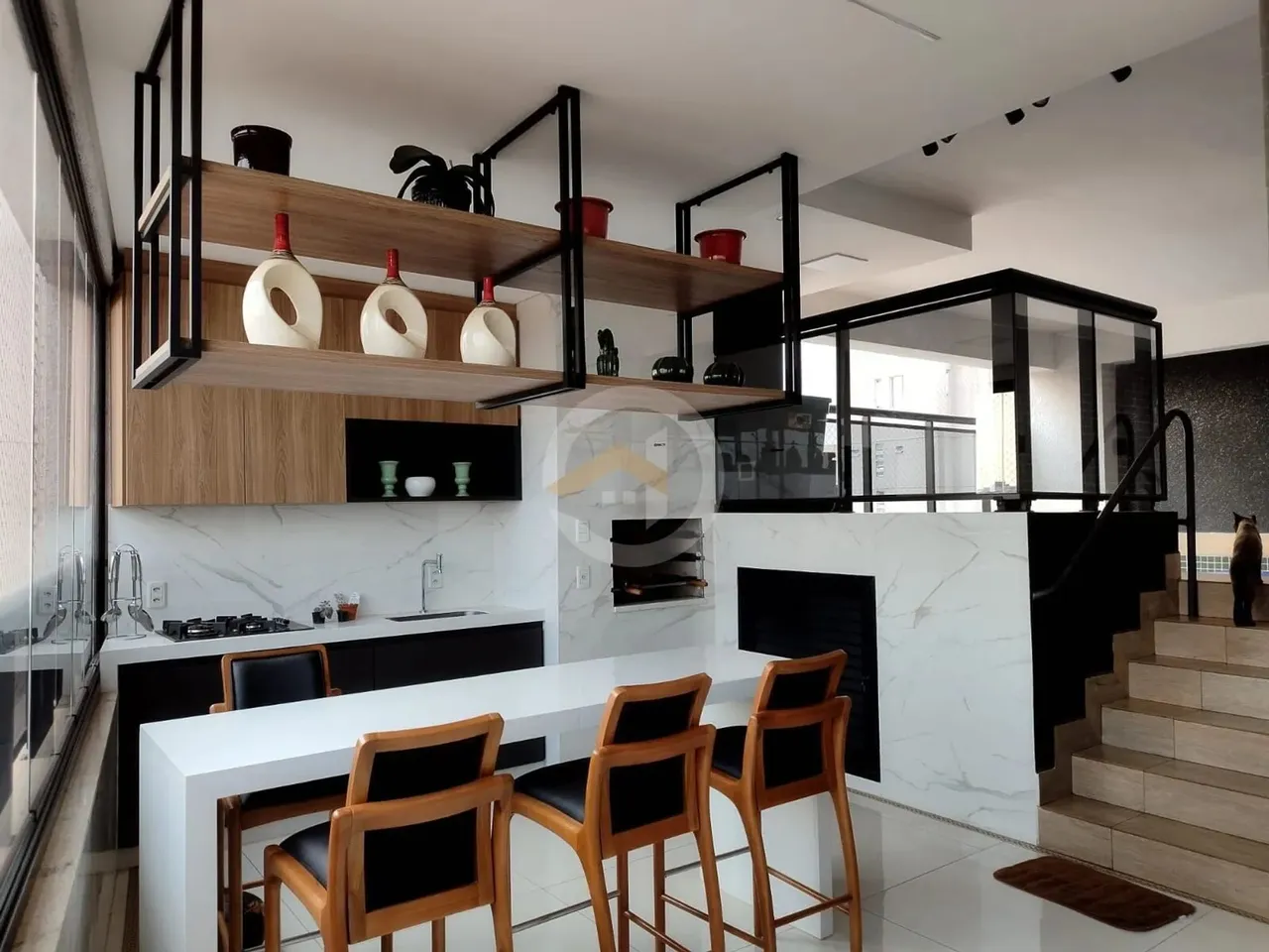 Apartamento Cobertura Linear,267m2 4 suites com 3 vagas de garagem, piscina privativa,vist