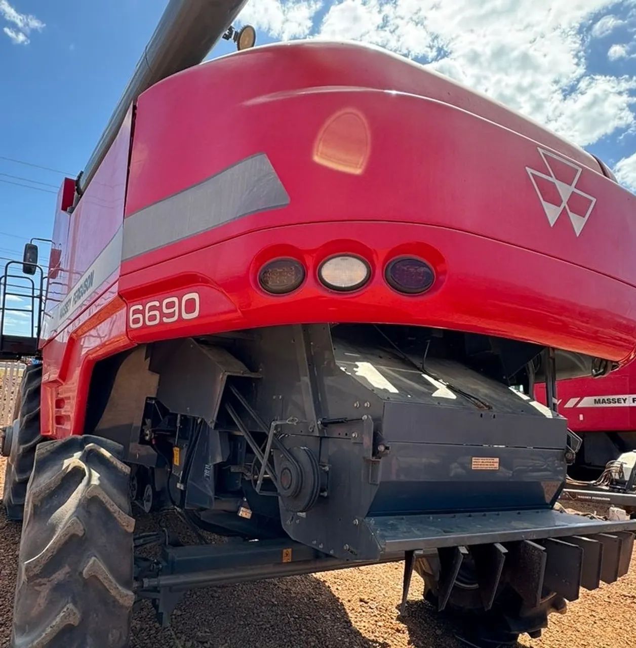 Colheitadeira Massey Ferguson 6690, ano 2020 - Foto 5