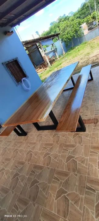 Mesa de Jantar de Madeira Maciça - Foto 4