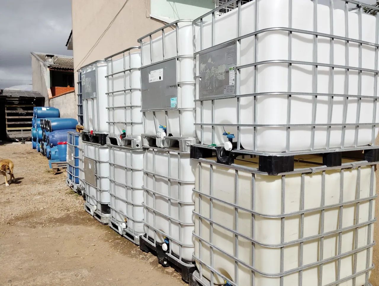 IBC para industrial com válvula - Foto 2