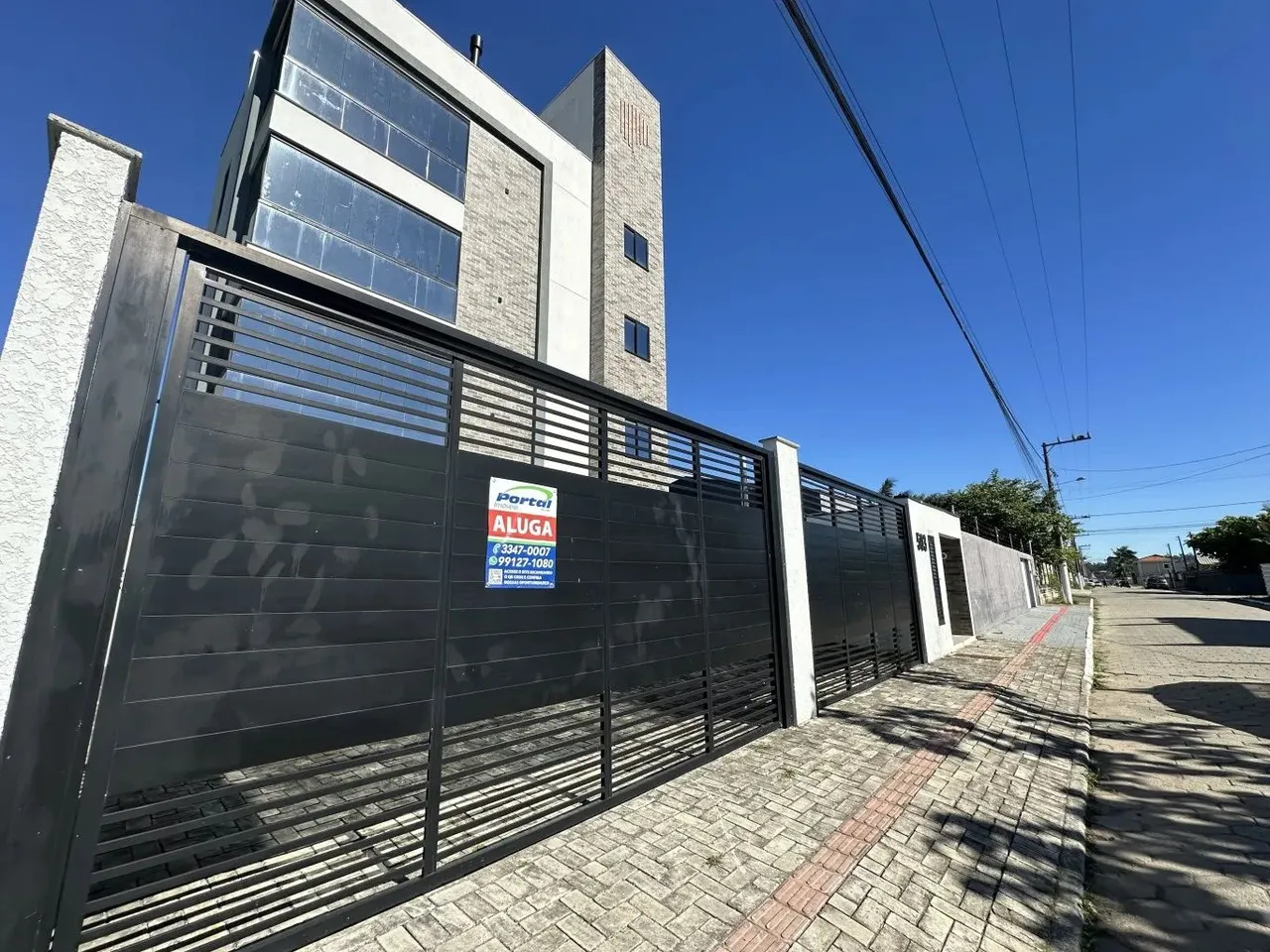Apartamento Novo disponível para locação no bairro Itacolomi Balneário Piçarras/SC (Cód 2