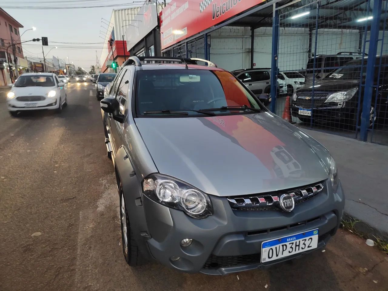 Fiat Strada adventure 1.8 locker completo flex - Foto 4