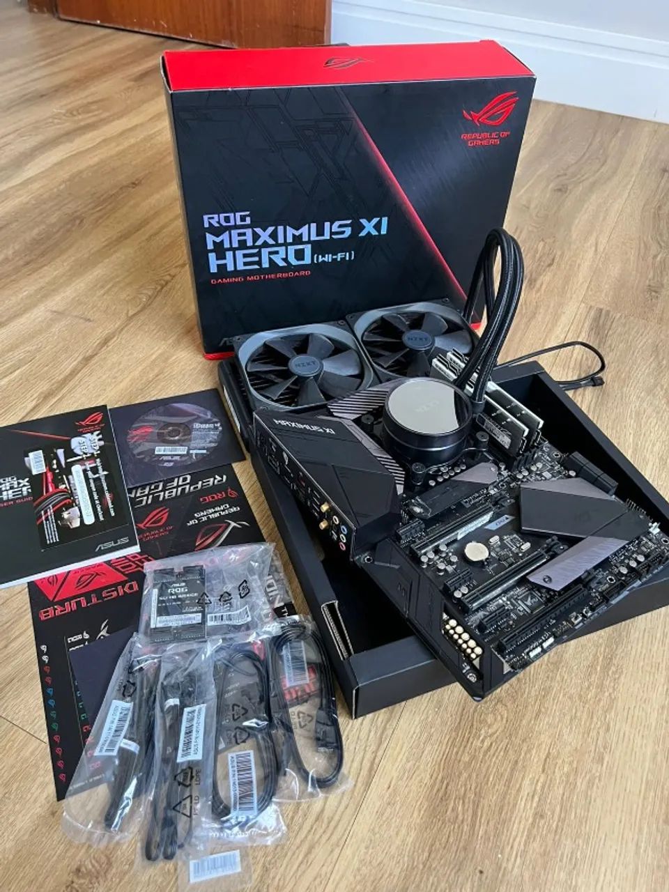 Kit Up. i7-9700K - Asus ROG MAXIMUS XI - WC NZXT Kraken 62 Kit Up. i7-9700K - Asus ROG MAXIMUS XI - WC NZXT Kraken 62