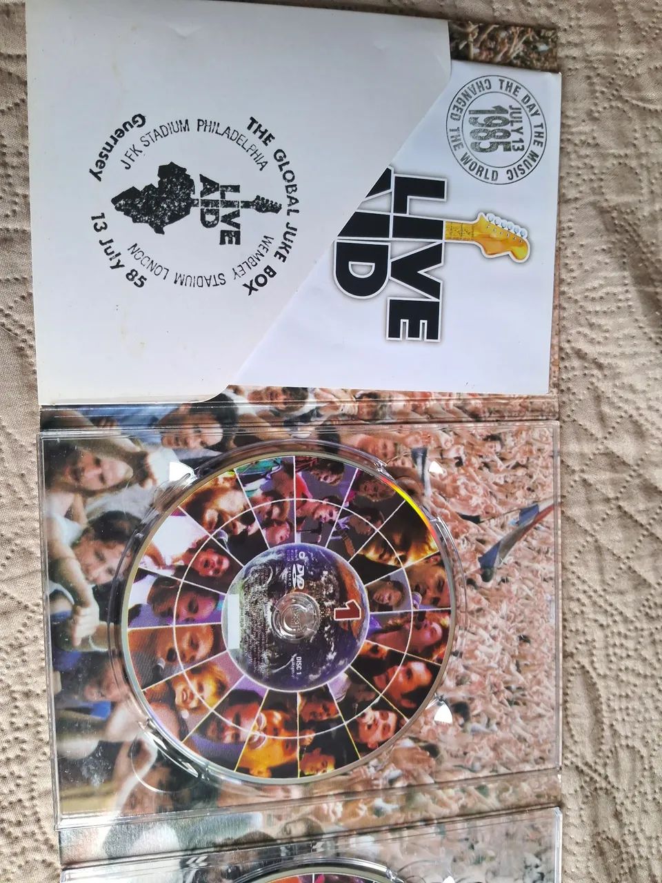 Álbum DVD Live aid feed The Word 1985 - Foto 3
