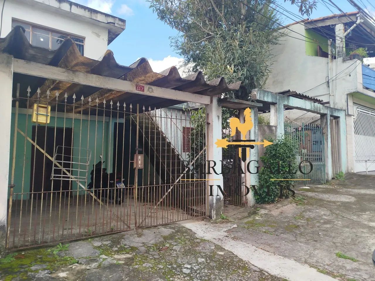 Terreno com 3 casas em Taboão, Diadema/SP