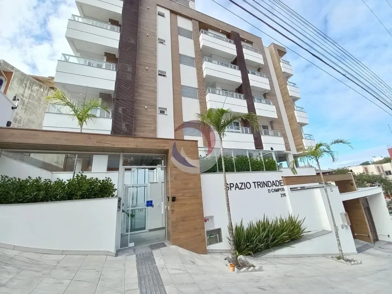 Studio mobiliado na Trindade para locação.