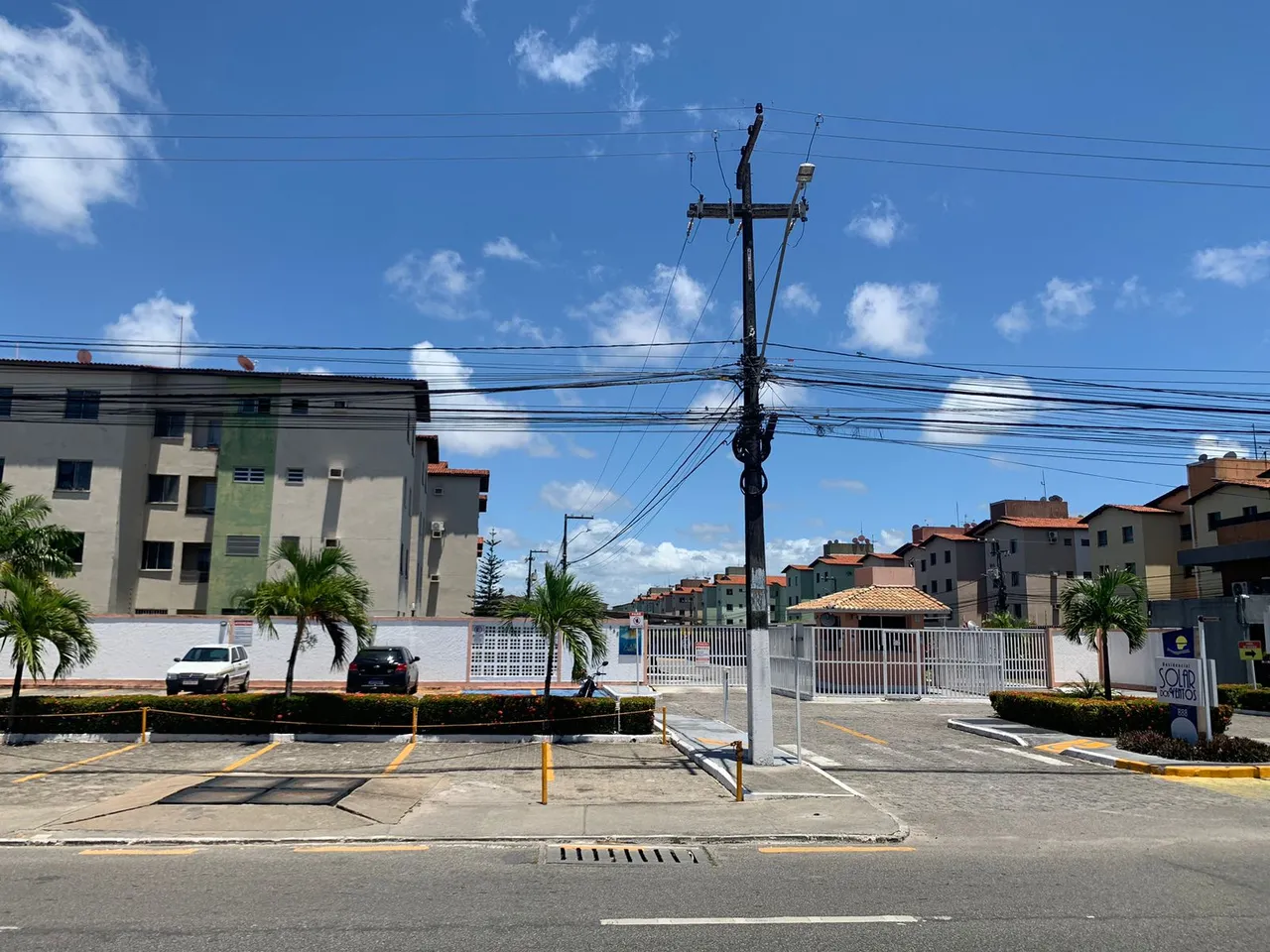 Apartamento para alugar no Cond. Solar dos Ventos 2/4 no bairro Inácio Barbosa