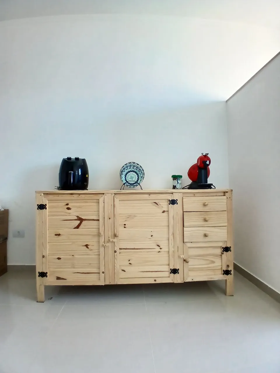 Armário de Madeira Rústico - Perfeito para sua cozinha casa!