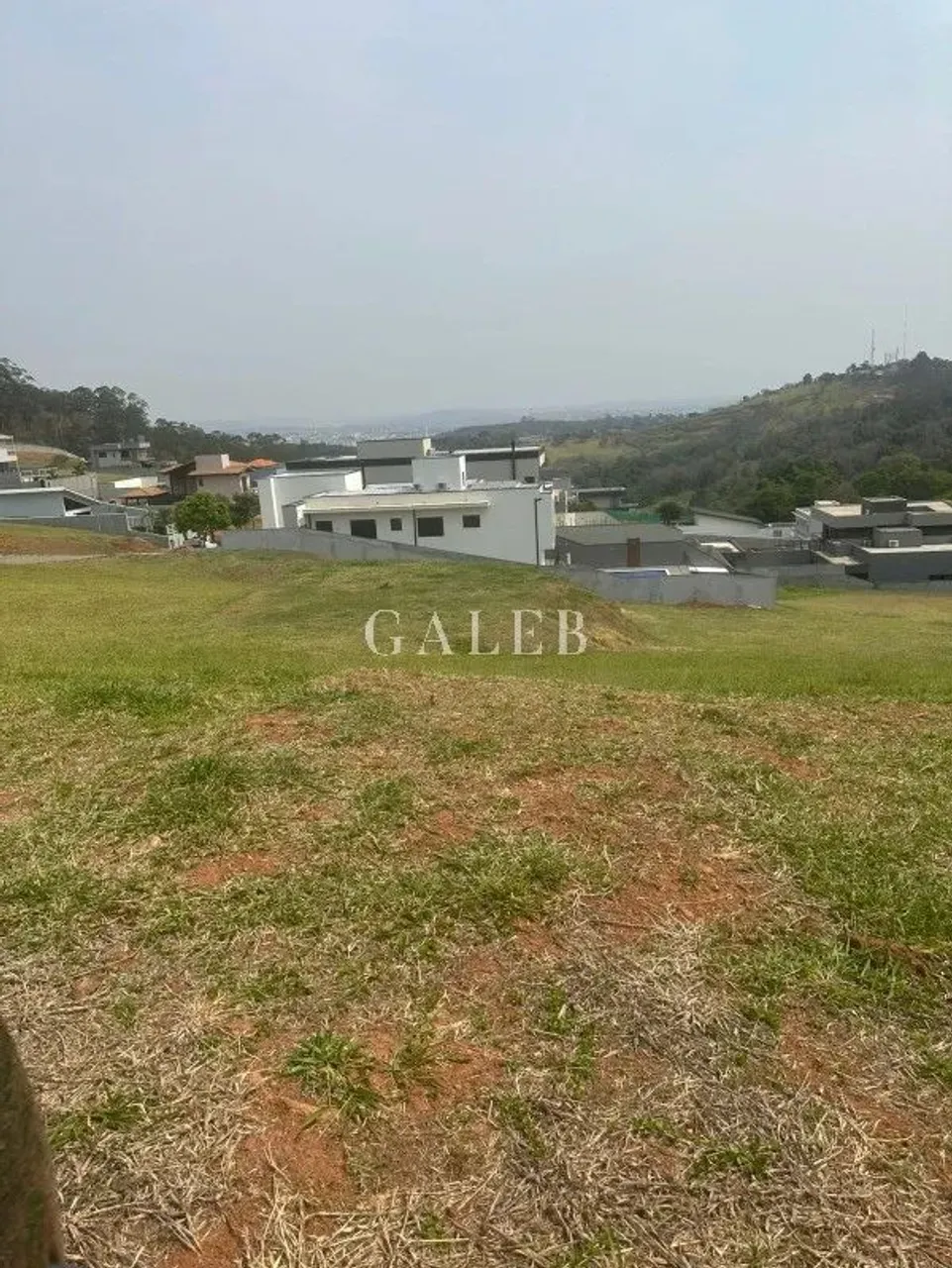 Terreno à venda em Atibaia-SP: 603,45 m² no Condomínio Quintas da Boa Vista