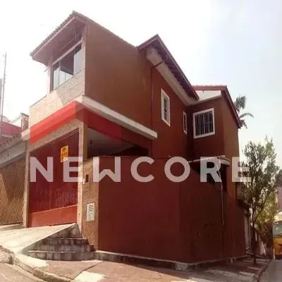 Casa em Rua Francisco Perotti - Bela Vista - Osasco/SP