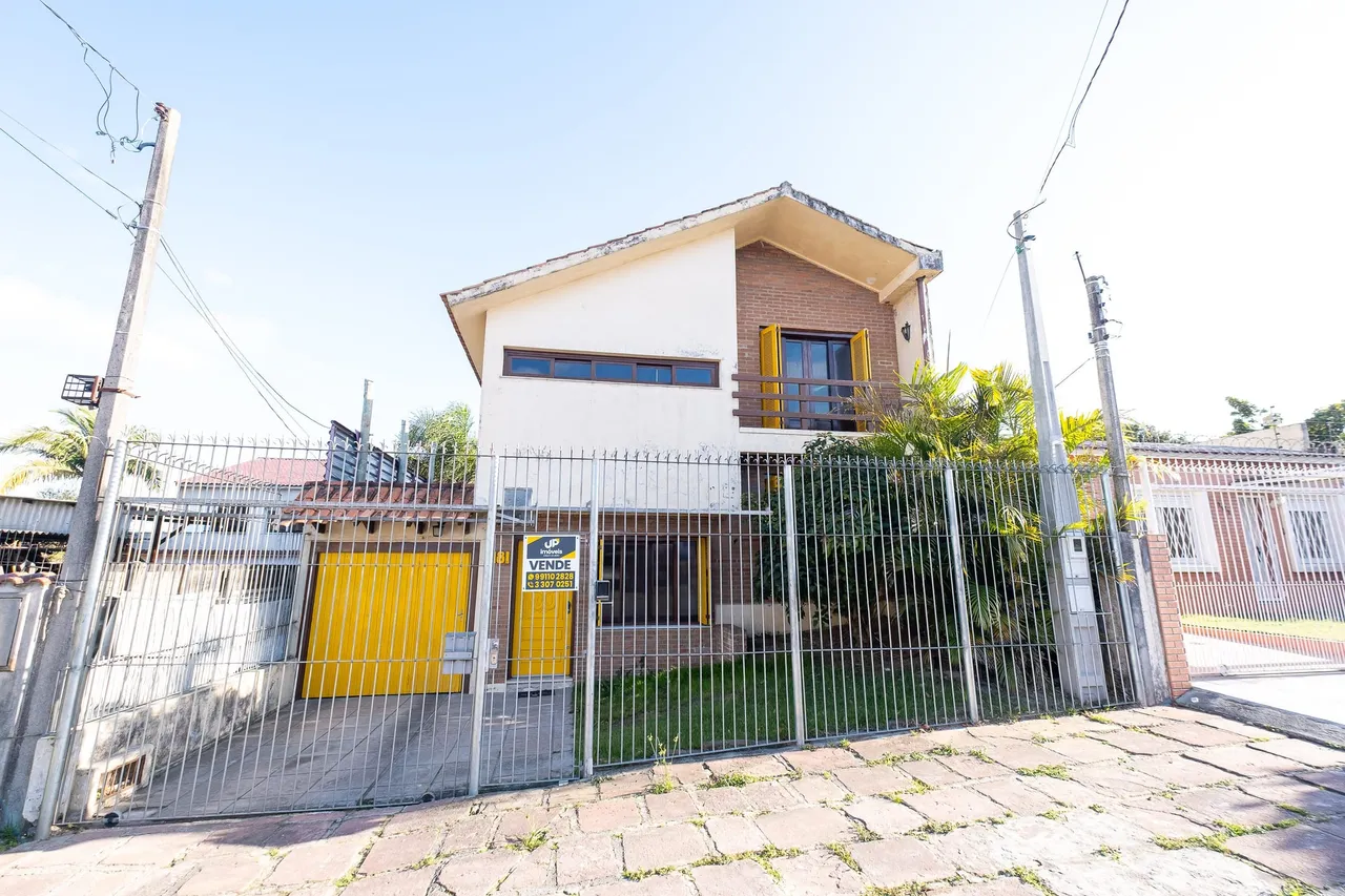 Sobrado à venda, Areal, Pelotas, RS, 296m², 4 dorms, 1 suíte, 4 salas, 4 banheiros, churra