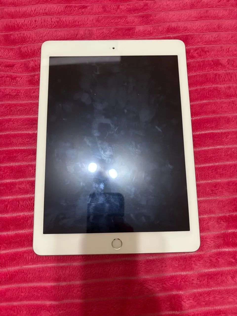 Apple iPad 5ª Geração, 32 GB, com capa teclado - Foto 5