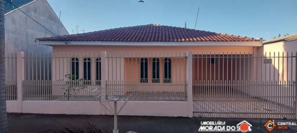 Casa Residencial com 4 quartos para alugar por R$ 2200.00, 157.73 m2 - VILA MORANGUEIRA -